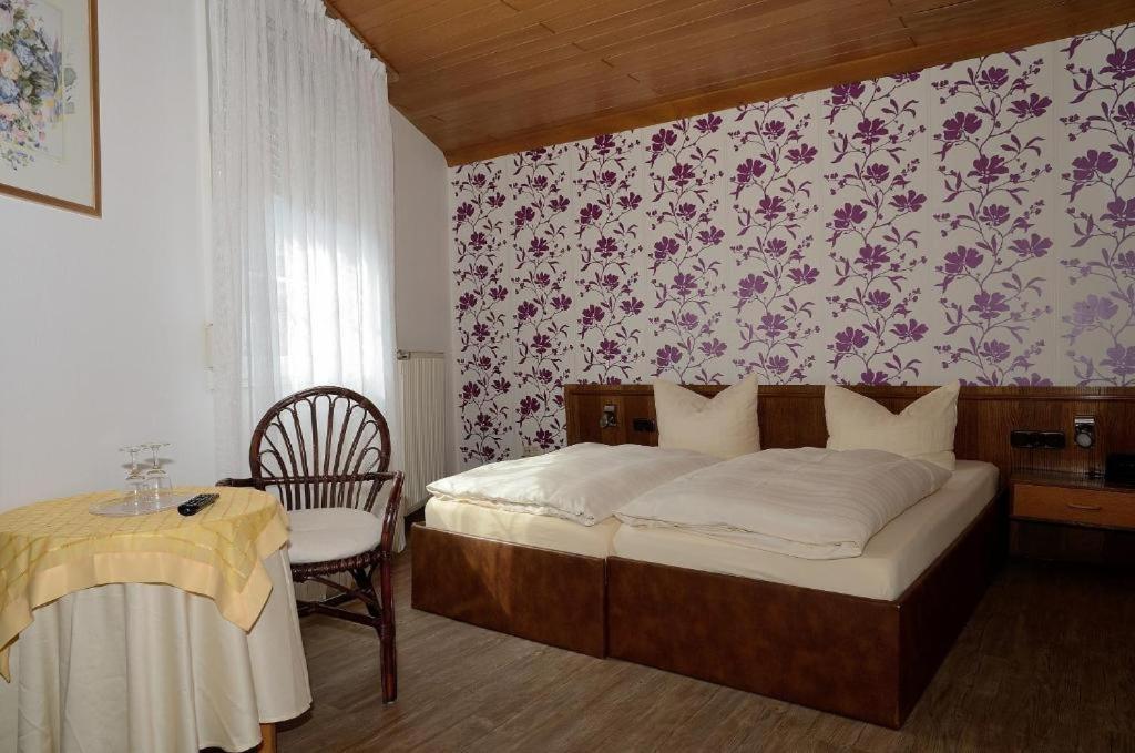 Graach Weinhaus Hotel Zum Josefshof מראה חיצוני תמונה