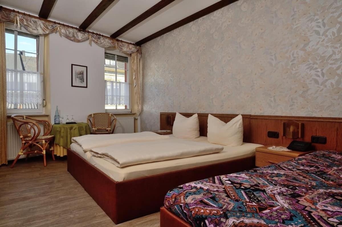 Graach Weinhaus Hotel Zum Josefshof מראה חיצוני תמונה